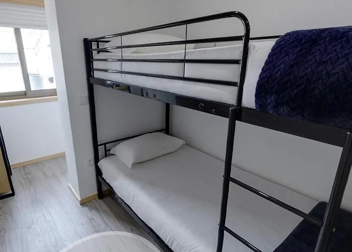 We Are 2 Vandrerhjem *